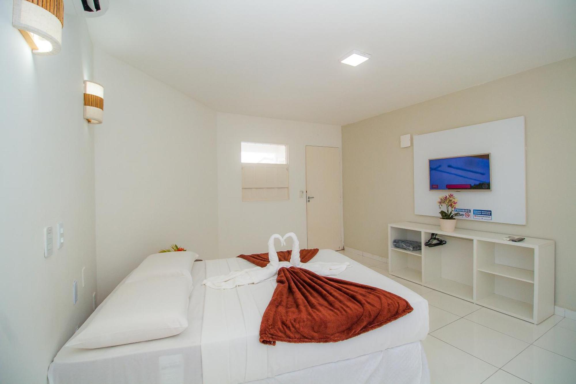 Na Praia Hotel 포르투세구로 외부 사진